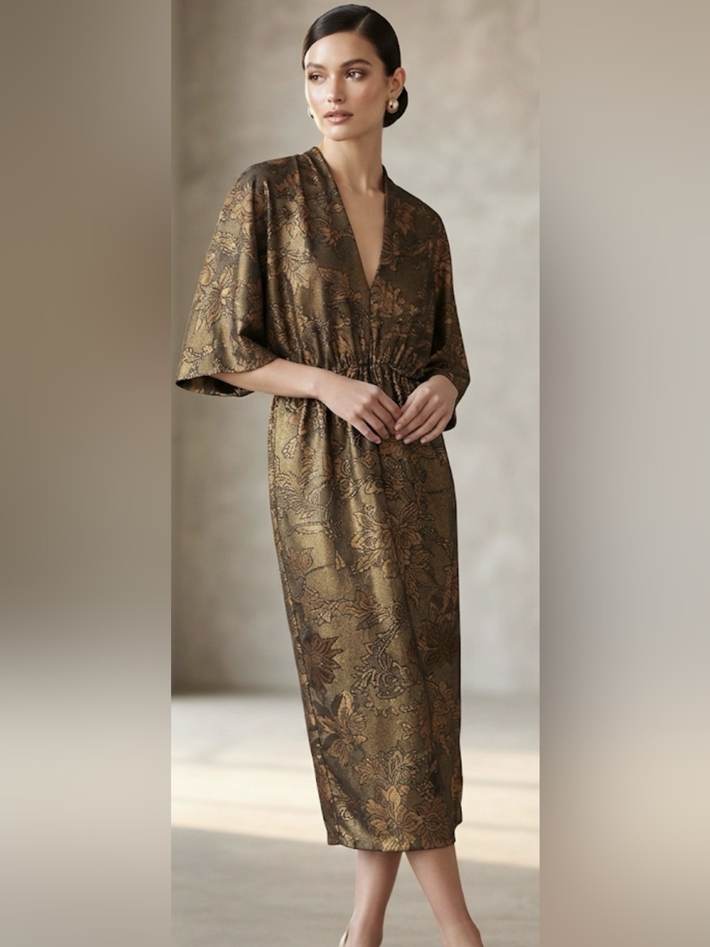 Dress Forum Gold Metallic Floral Plunging Ruched Midi Dress - Size S